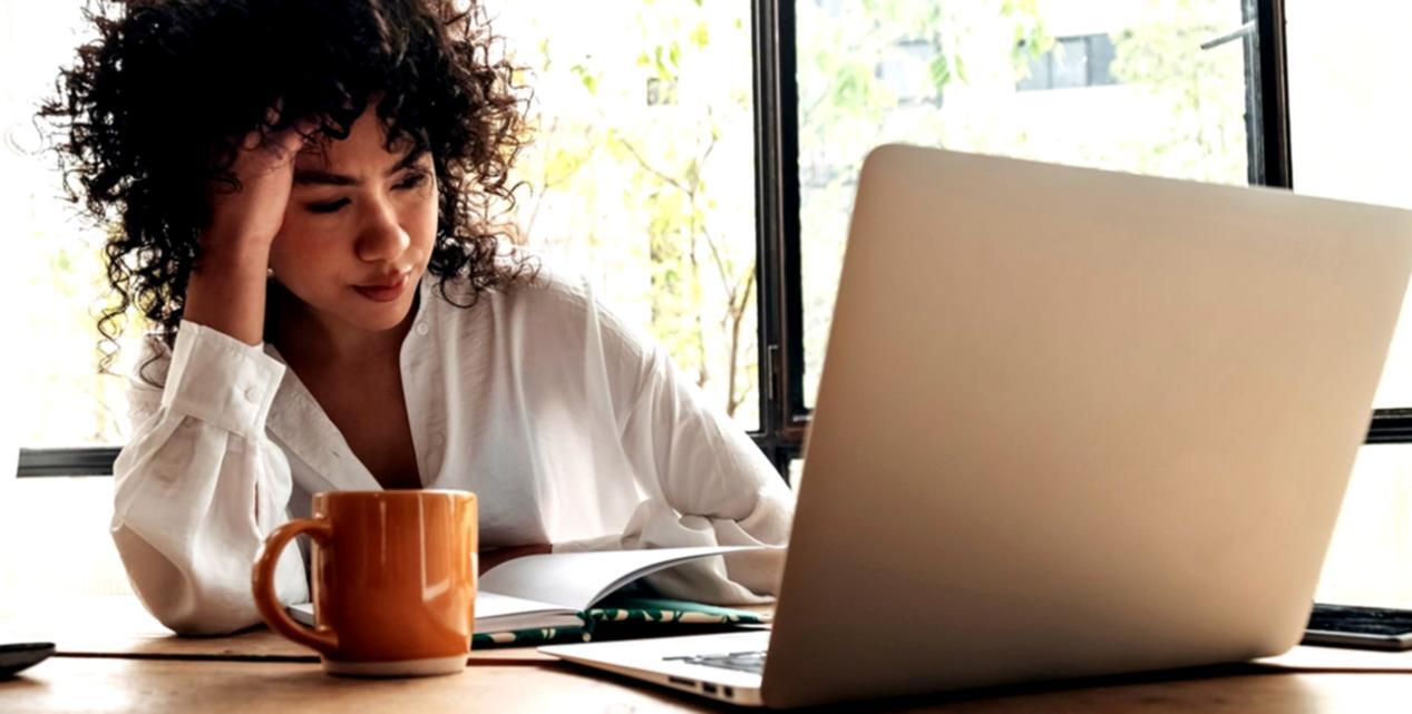 Espacio de trabajo con herramientas SEO profesionales